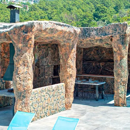 Akbel 2 Bedroom With Private Pool