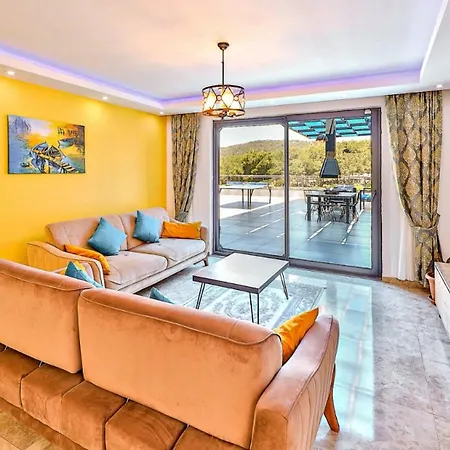 Akbel 2 Bedroom With Private Pool Villa Kalkan
