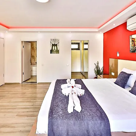 Villa Akbel 2 Bedroom 2711 *